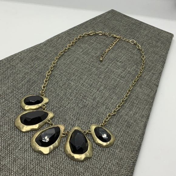 Francesca’s Collection Preppy Bib Necklace - Picture 3 of 6